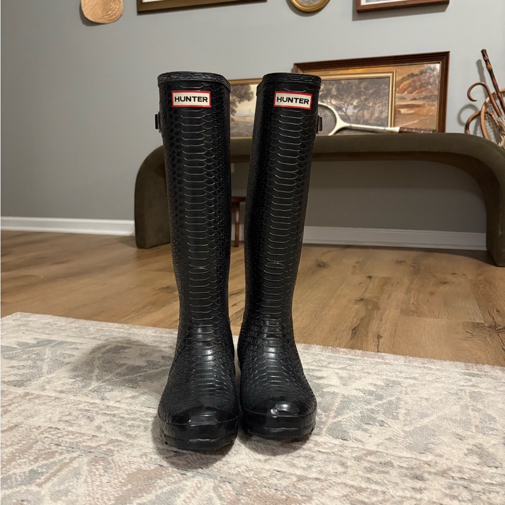 Hunter Tall Black Snake Textured Rain Boots